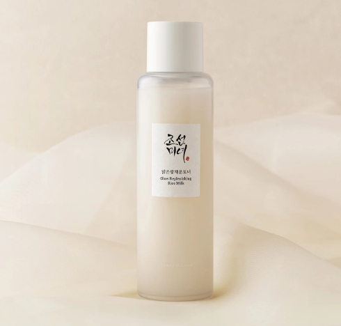 [8809968130239] BEAUTY OF JOSEON TONICO DOBLE CAPA ACLARANTE Y CONTROL SEBO GLOW REPLENISHING RICE MILK 150 ML