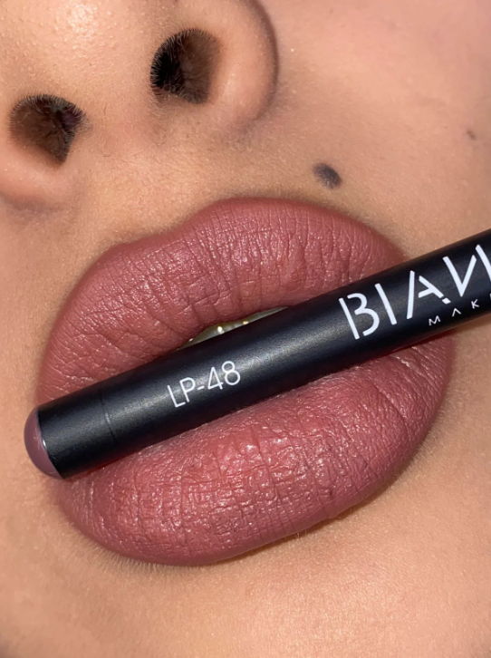 BIANCA DELINEADOR DE LABIOS LIP LINER LP-48